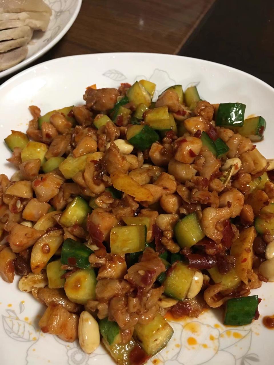 【中餐厅】亮大厨教做宫保鸡丁『多图详解』