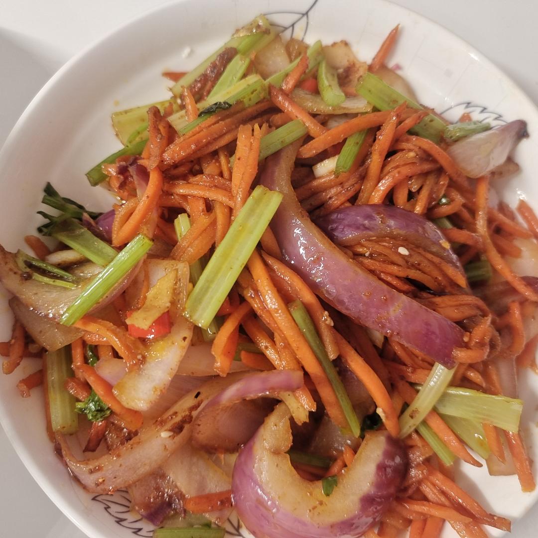 胡萝卜炒洋葱