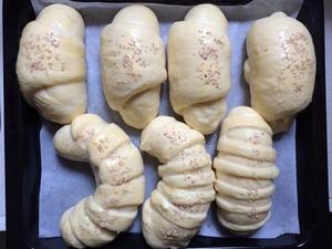 椰蓉葡萄干面包的做法 步骤8