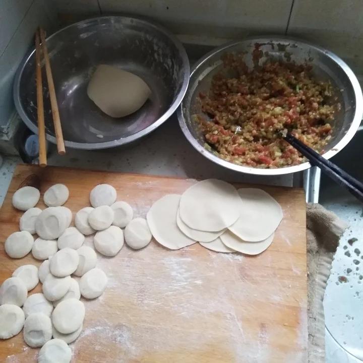 芹菜猪肉饺子