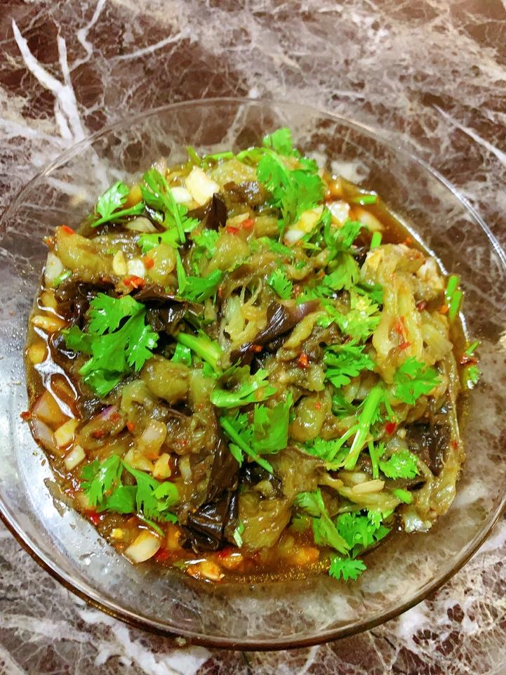夏天必备可口菜-凉拌茄子🍆