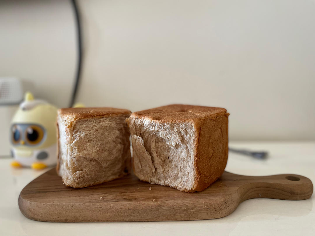 拿铁咖啡风味全麦吐司🍞疯狂消耗淡奶油‼️