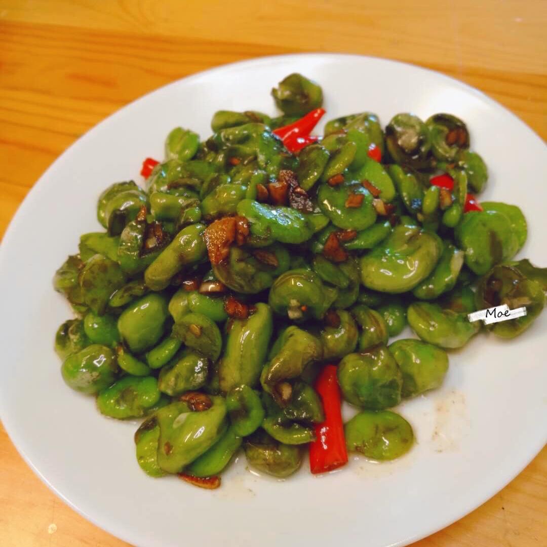 好吃到连皮都不剩的（油焖蚕豆）