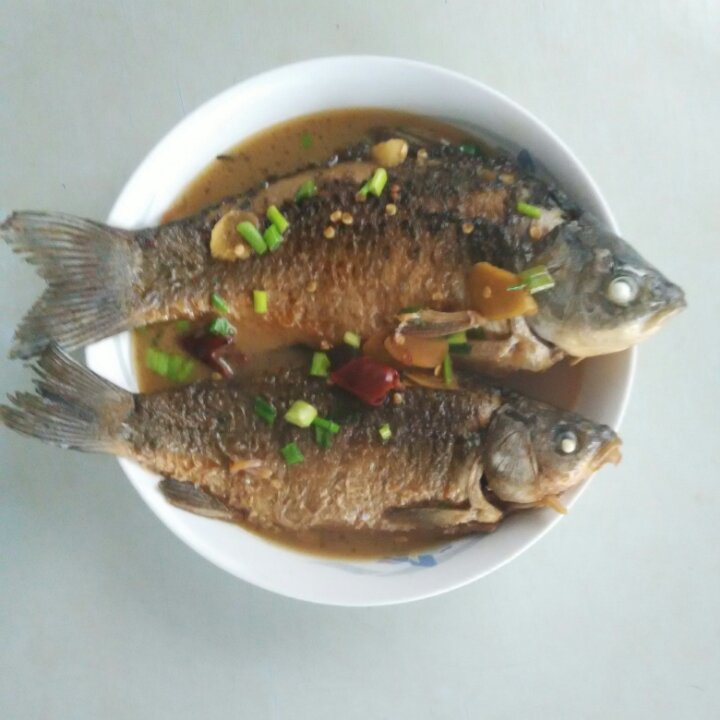 红烧鲫鱼