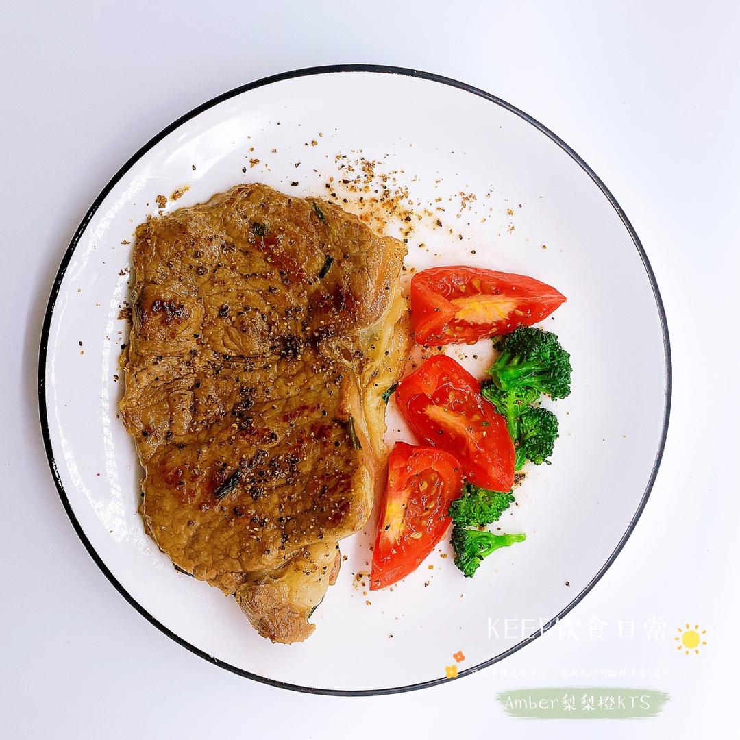 最简单的经典——黑椒西冷牛扒（附酱汁）