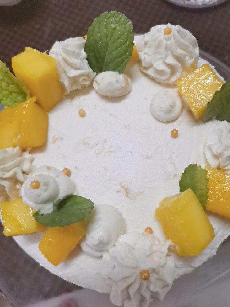 超好吃的【芒果冰淇淋蛋糕】私房配方大公开