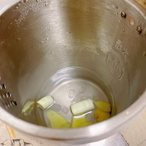 葱白姜汤水（超简单做法）的做法 步骤3