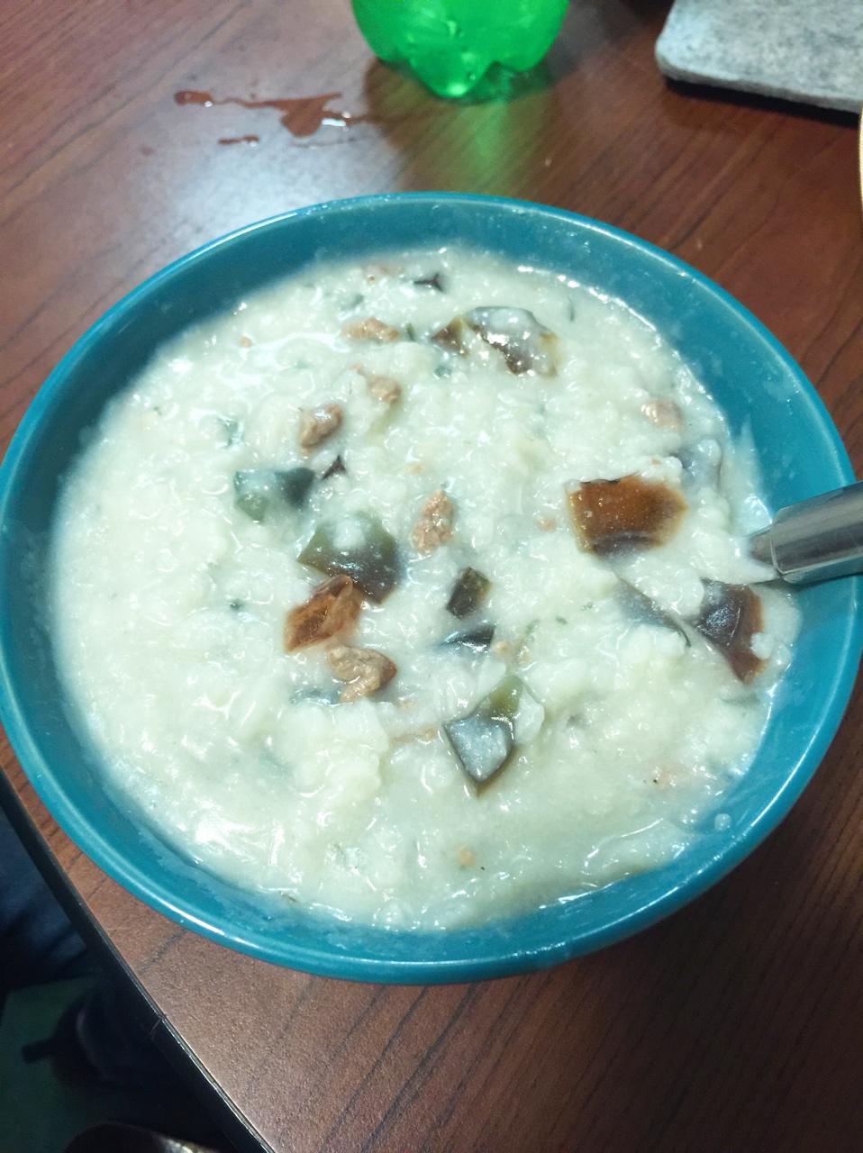 皮蛋瘦肉粥