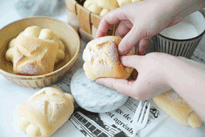 凯伍德厨师机食谱- 牛奶面包卷的做法 步骤22