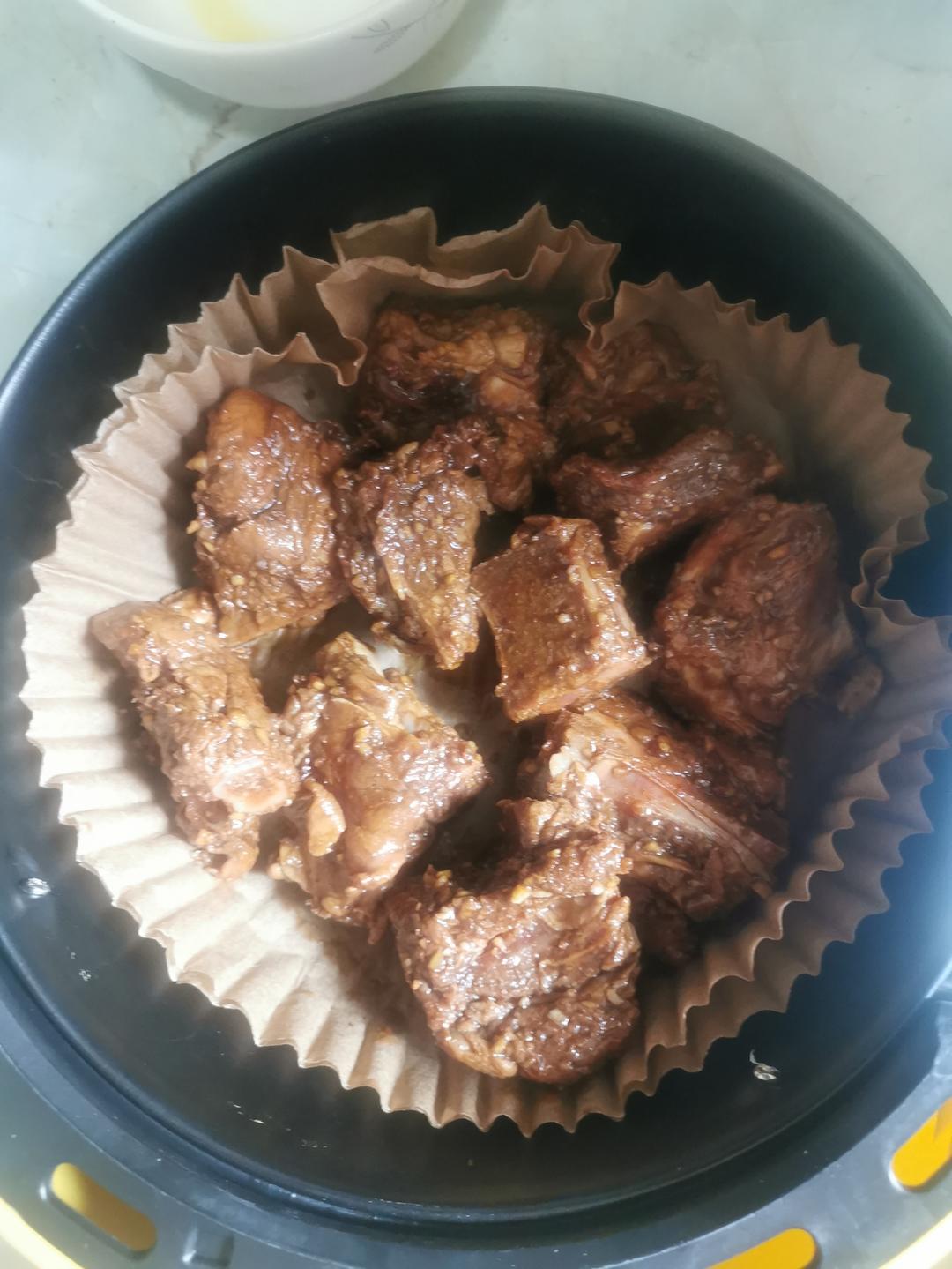空气炸锅蒜香排骨，巨香巨好吃，简单易操作