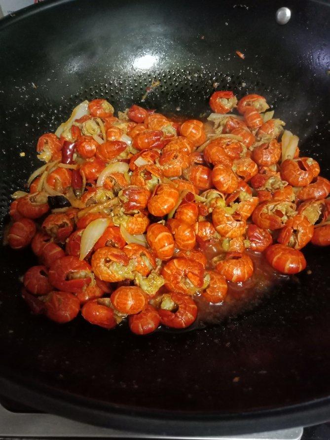 麻辣炒虾尾