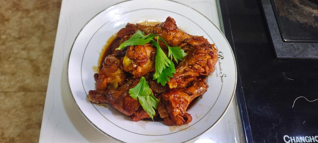 家常红烧小鸡翅根