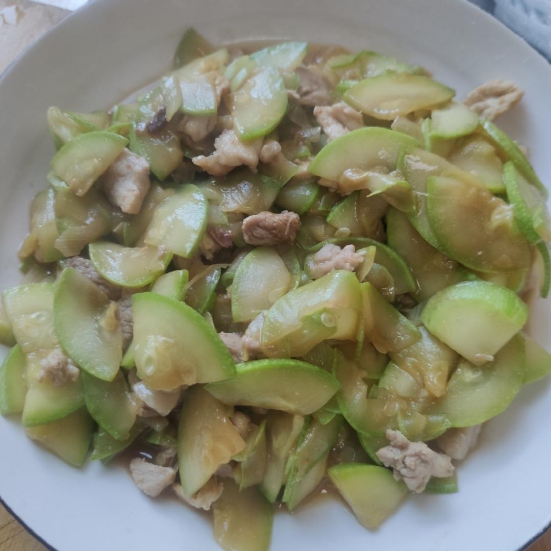 西葫芦炒肉片