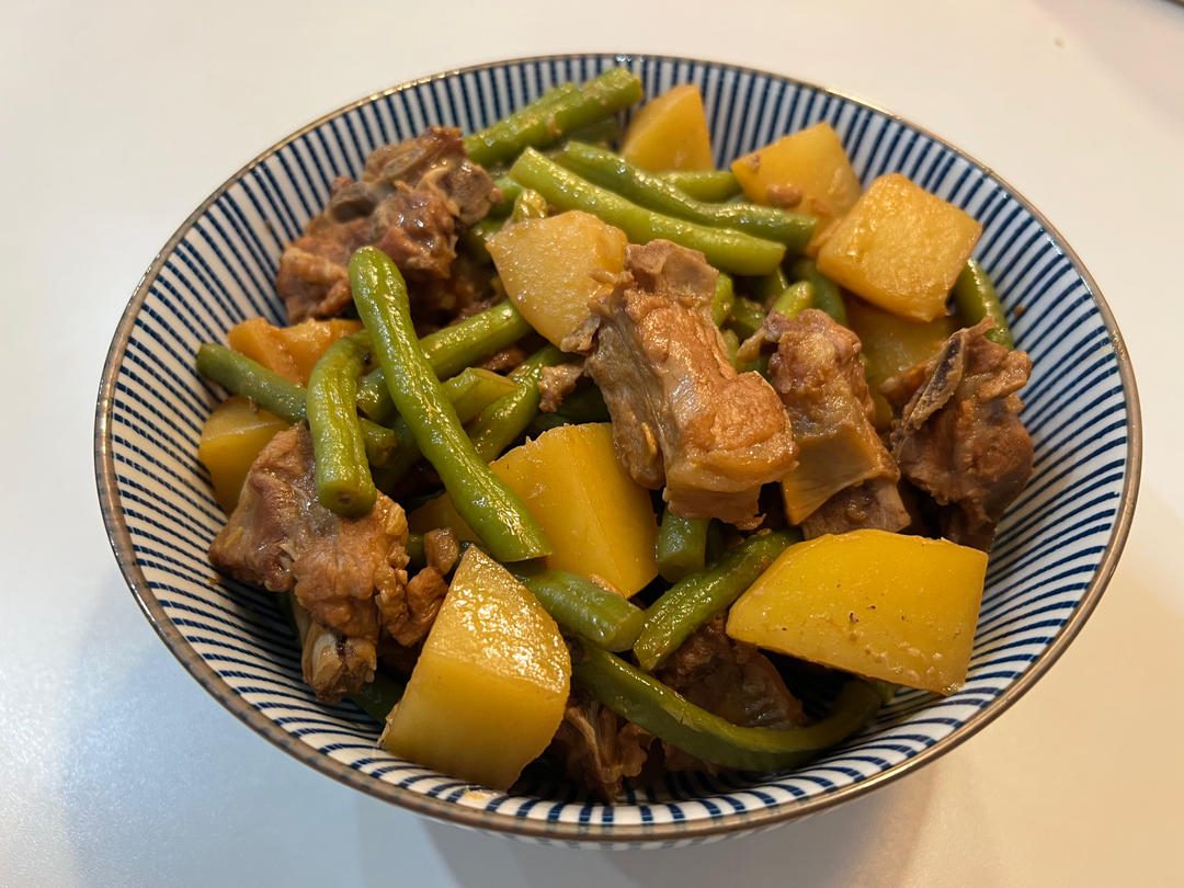 排骨炖土豆豆角