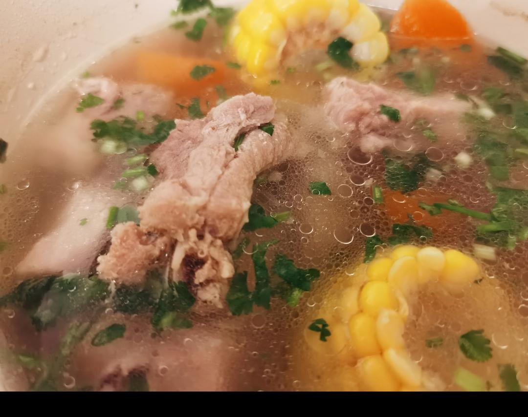玉米排骨汤