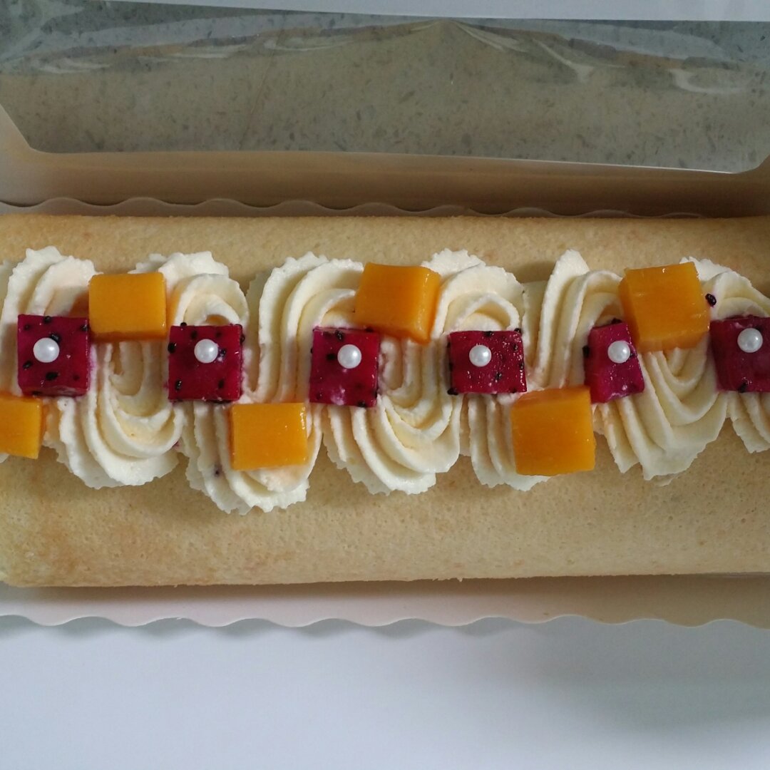 《Tinrry下午茶》教你做基础原味蛋糕卷