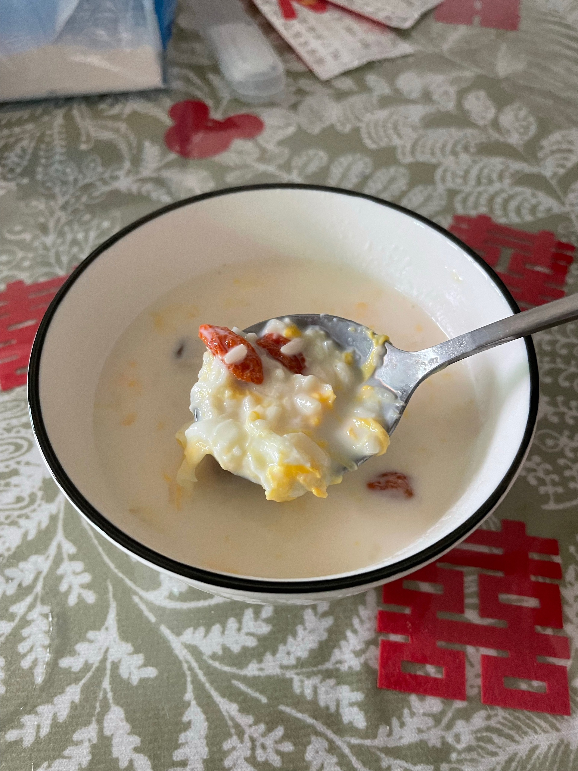 牛奶鸡蛋醪糟 冬日里最爱的甜品汤