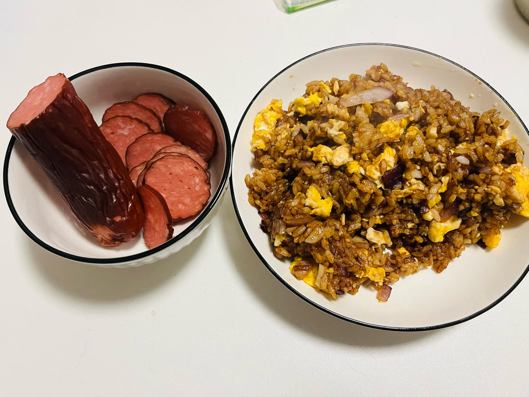 好吃到舔盘的酱油炒饭！