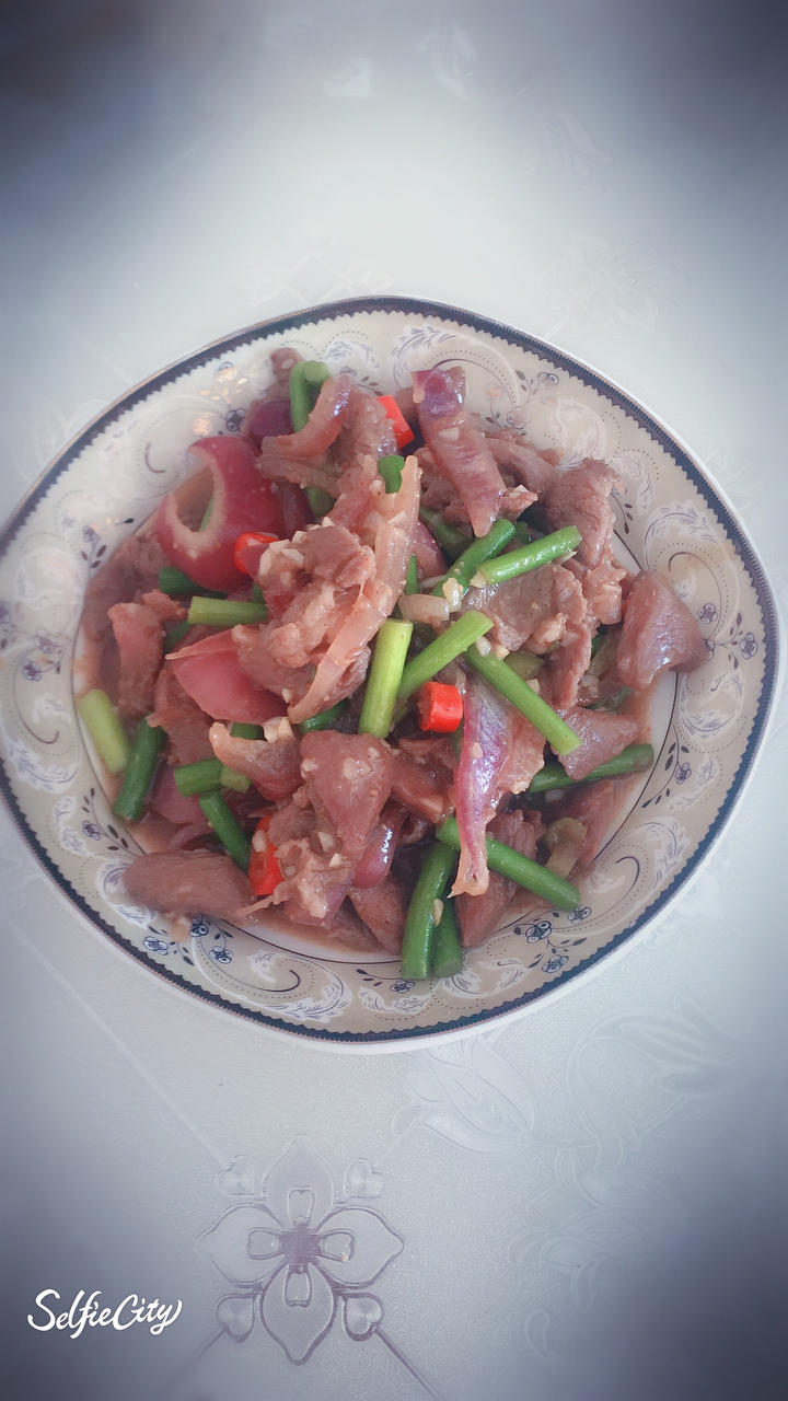 家常孜然洋葱炒羊肉