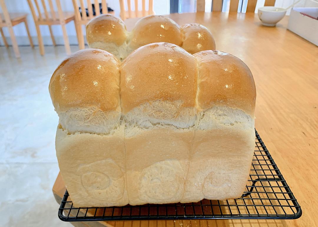 纯奶手撕吐司的做法 步骤1