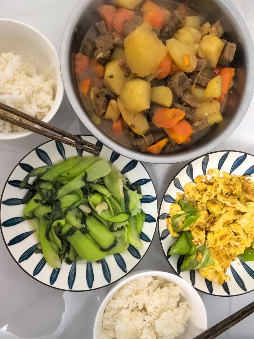 红烧牛肉炖土豆胡萝卜 秋季暖胃 鲜香美味