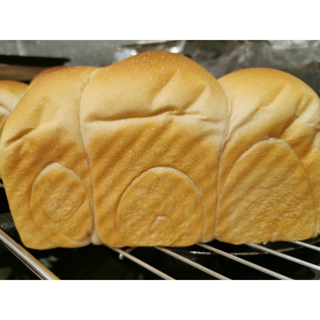 天然酵母的椰浆吐司