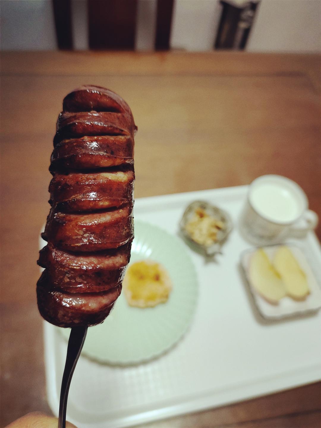 烤肠（自制脆皮肠，黑胡椒口味）