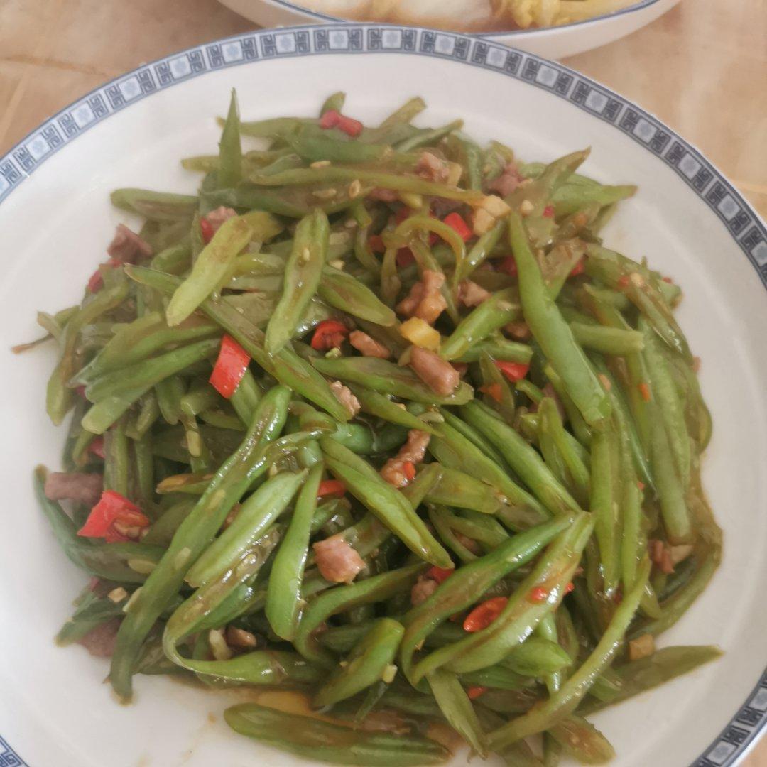 酱爆豆角丝～比肉还好吃的家常菜