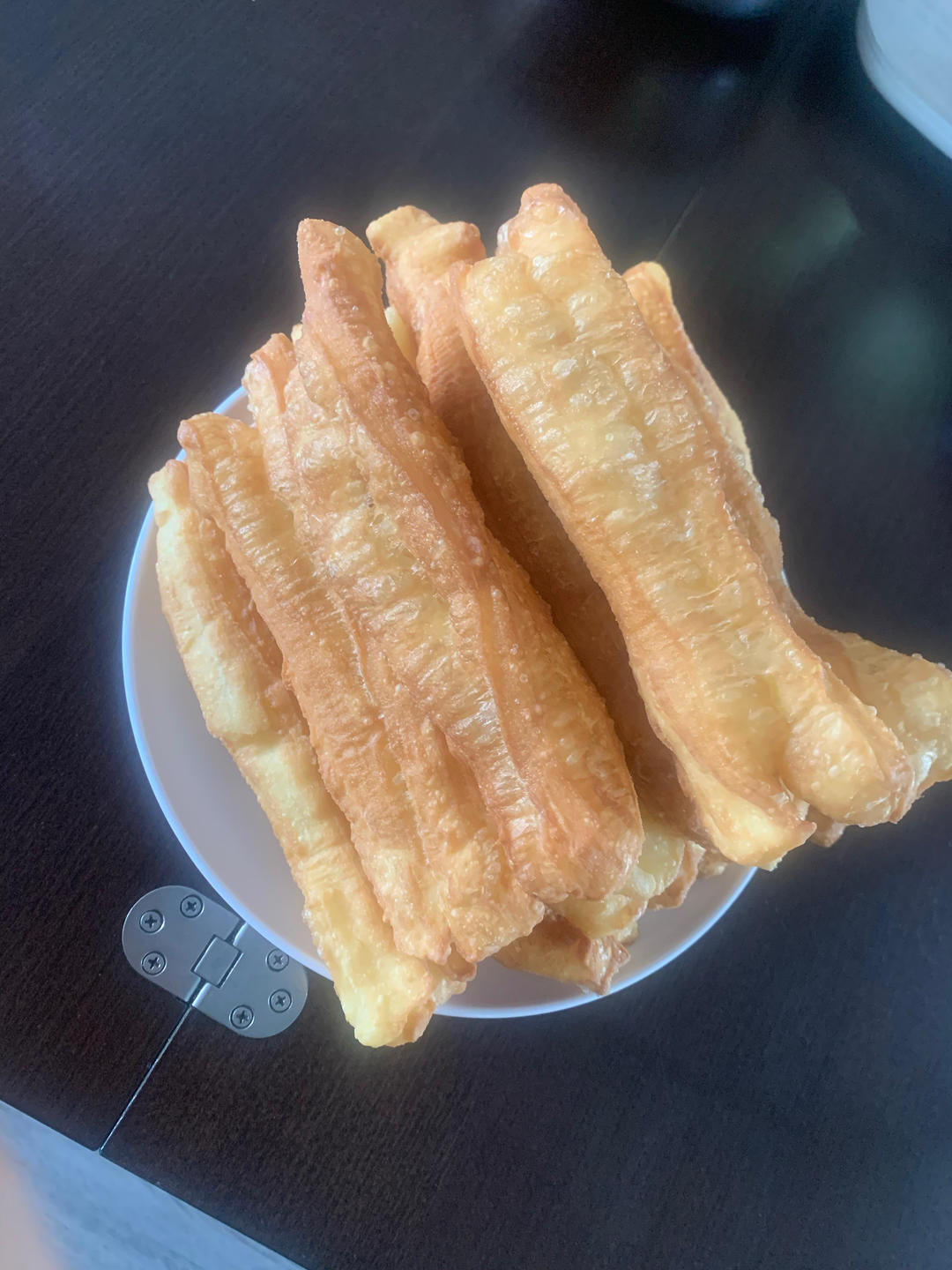 蓬松酥脆，个个空心[最完美的炸油条]