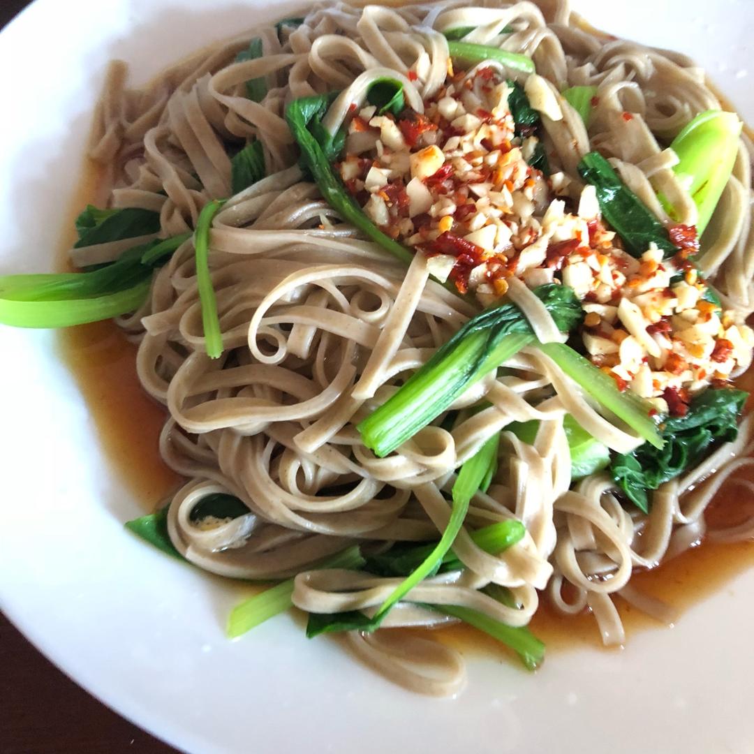 姥姥的爽口凉面！（干拌挂面）