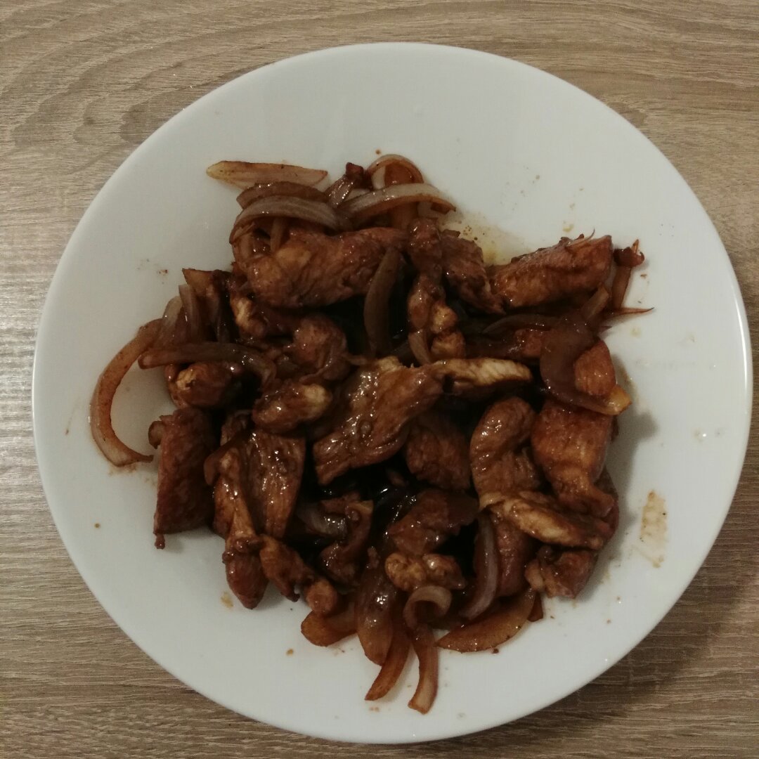 洋葱炒鸡胸肉