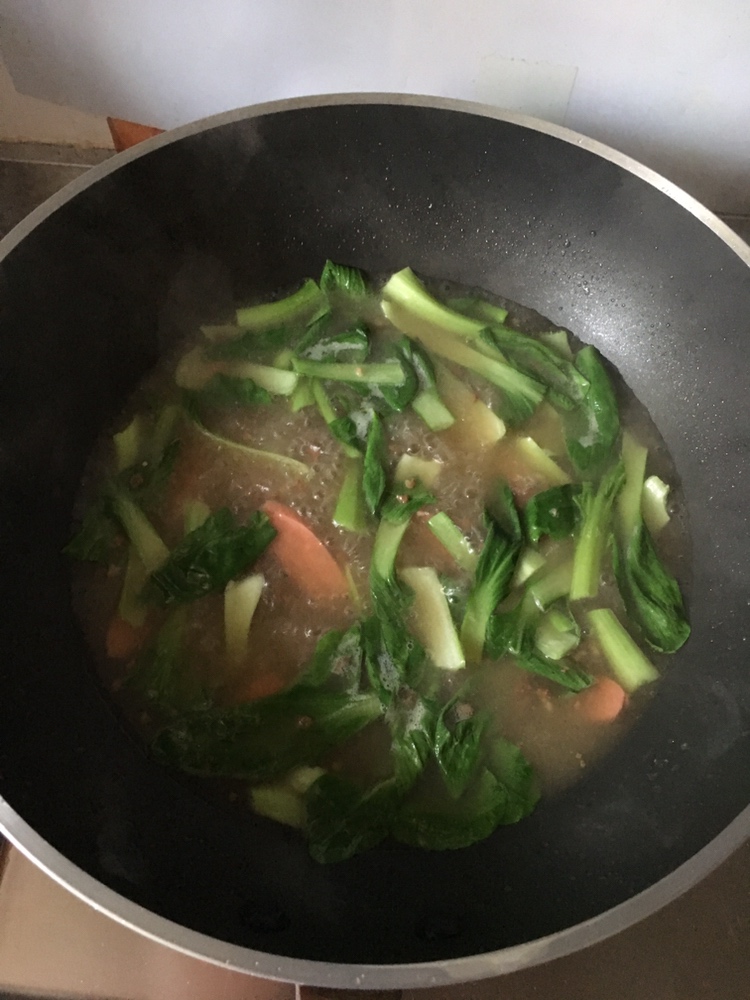 鸡汤版油菜肉末乌冬面的做法 步骤3