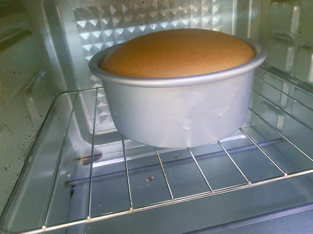 纸杯蛋糕 8寸戚风蛋糕的量