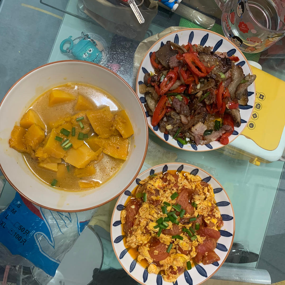 番茄炒鸡蛋（超浓的番茄味）