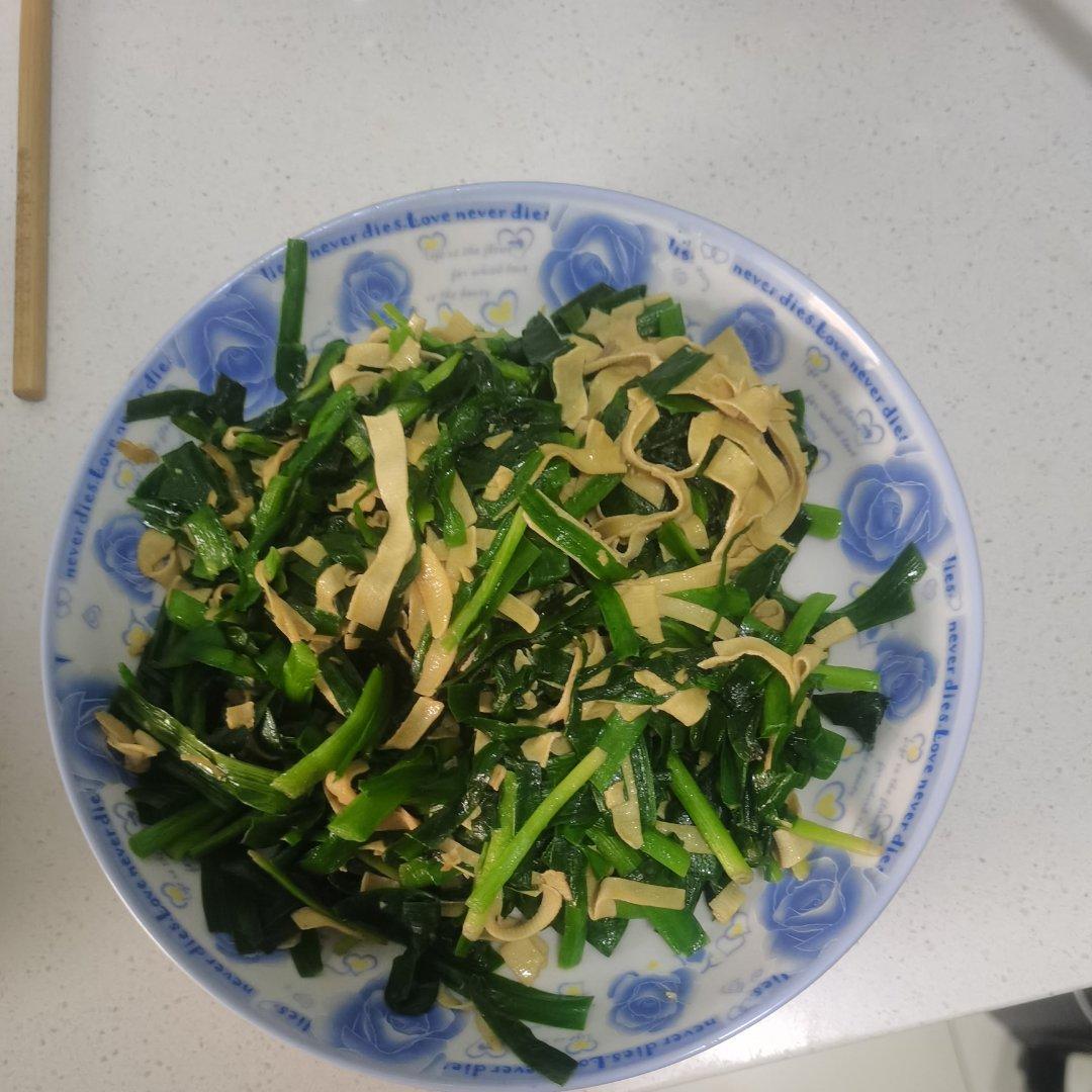 韭菜炒干豆腐