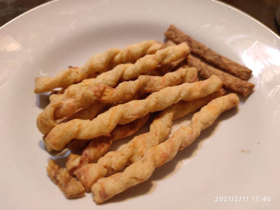 咸口小零食 酥脆芝士条