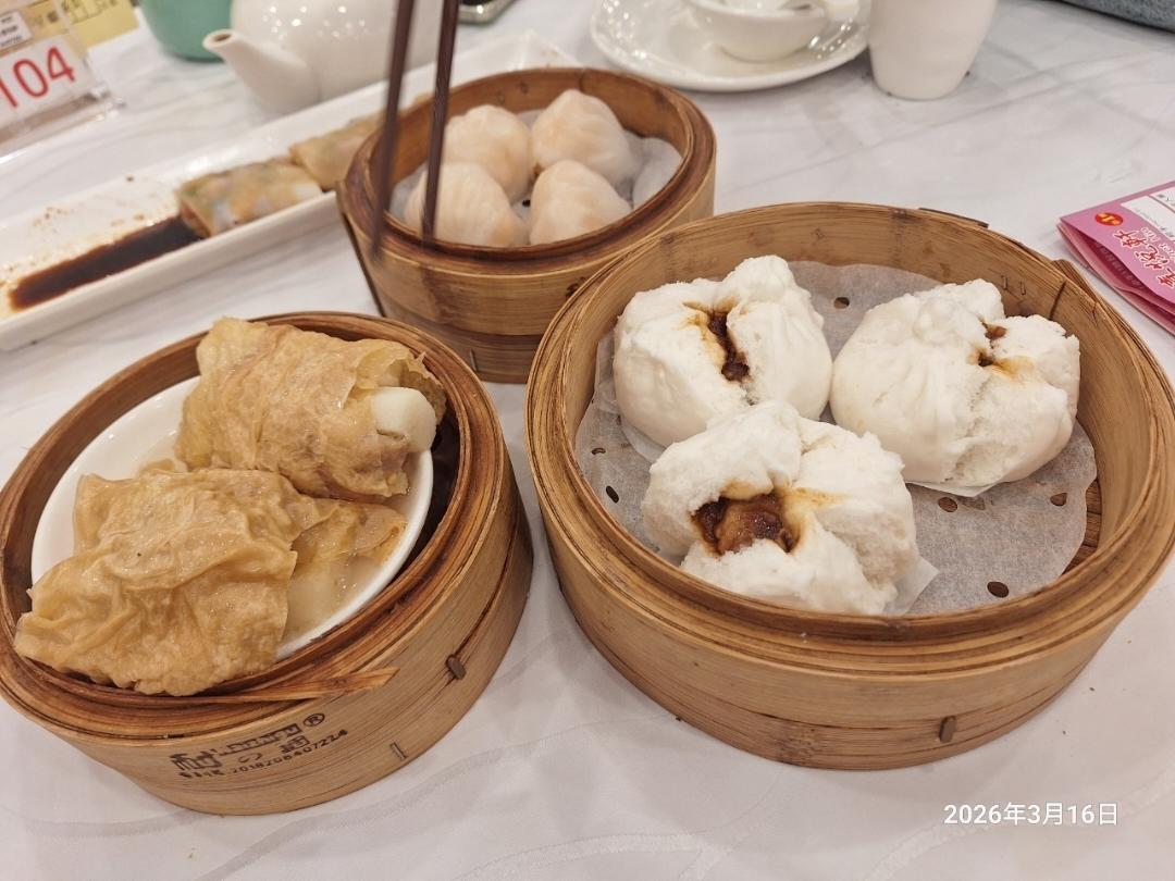 豬仔的“阿茂整餅”