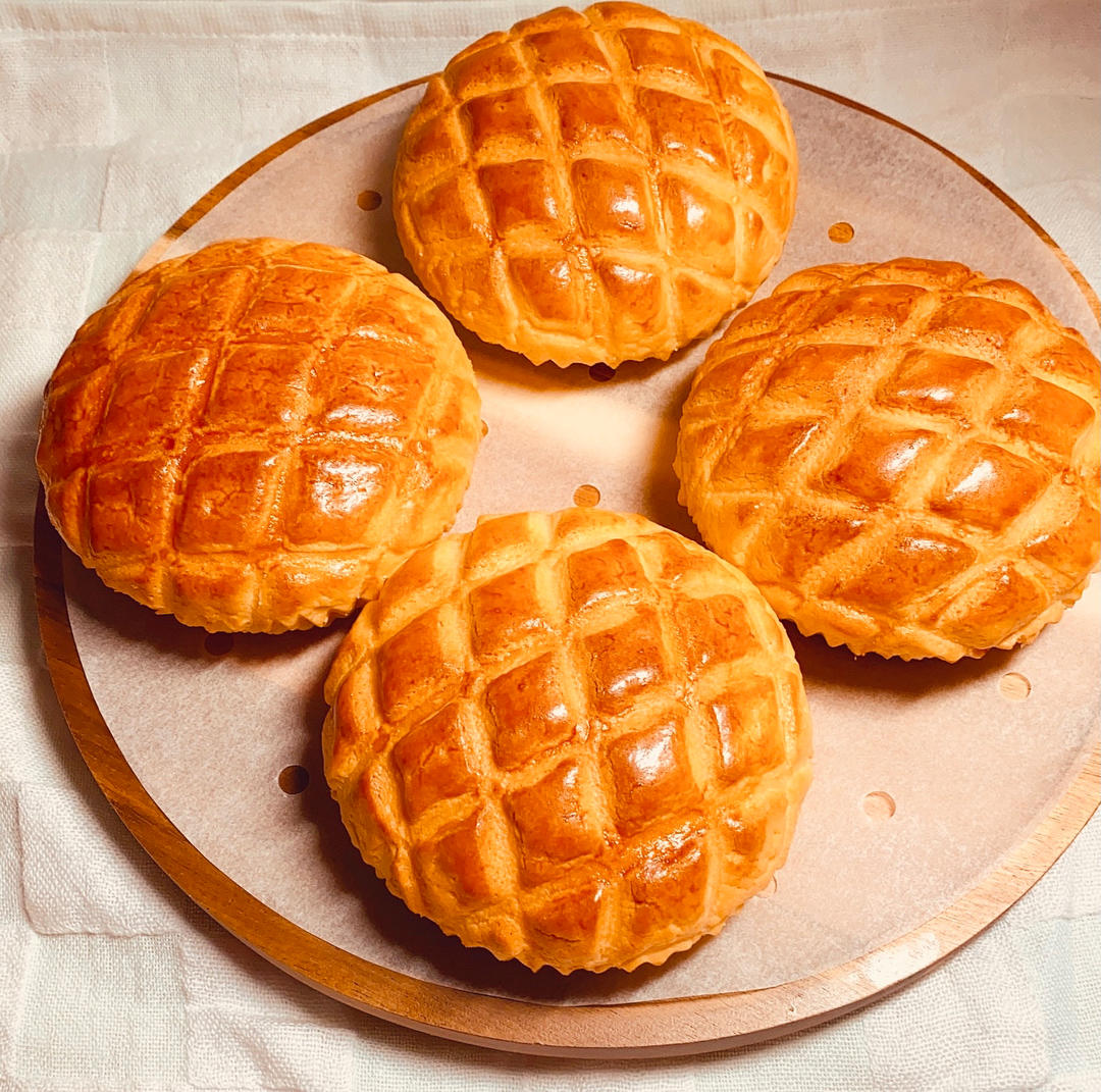 雨娟姐姐做的香酥柔软的港式菠萝包