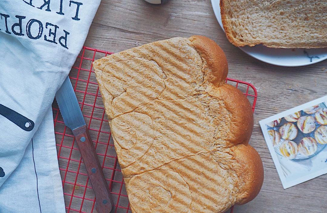 生姜红糖全麦吐司(北鼎烤箱食谱）