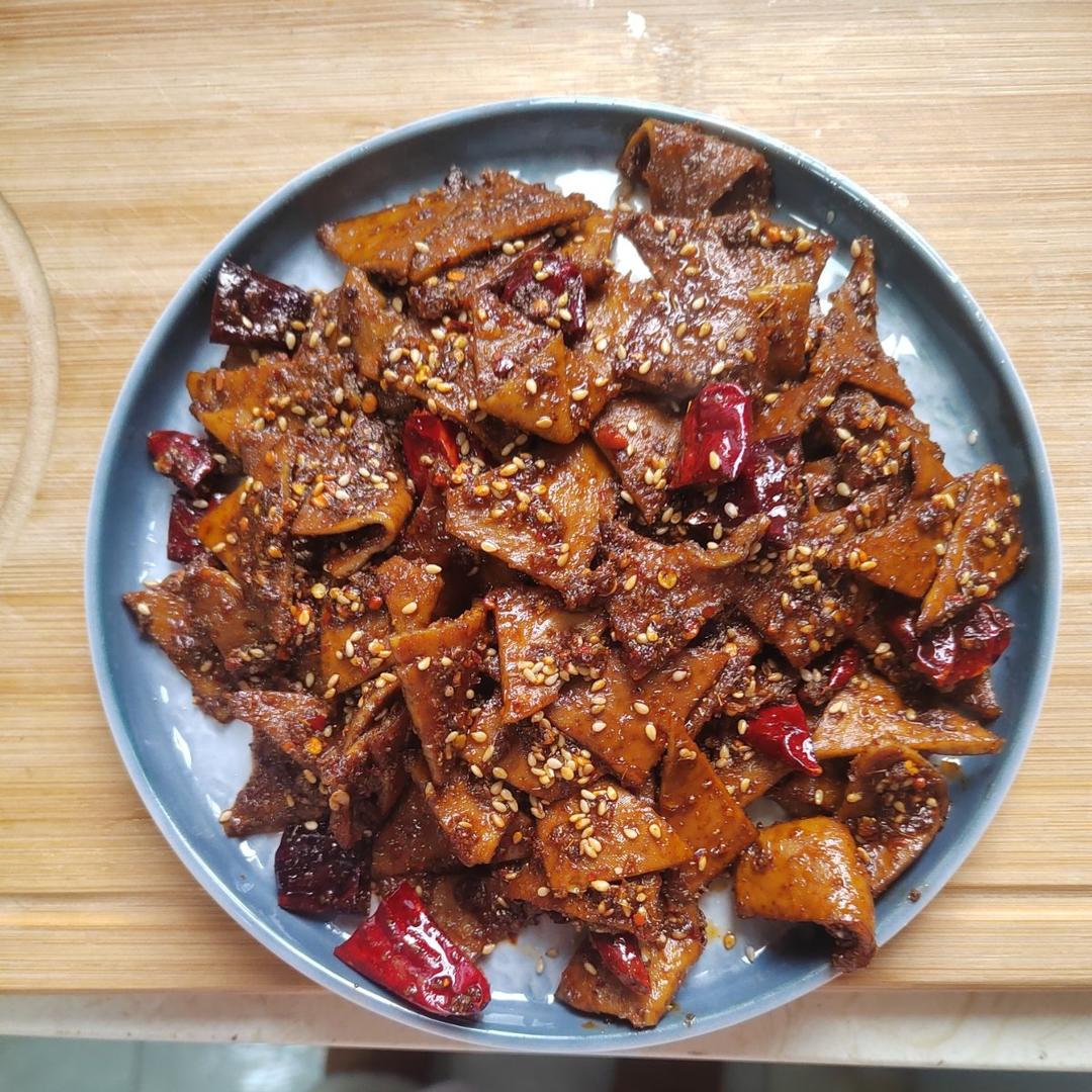 两步搞定一碟，冷吃香辣豆干！
