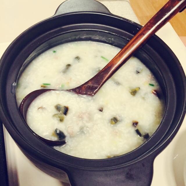 shelia2019做的皮蛋瘦肉粥