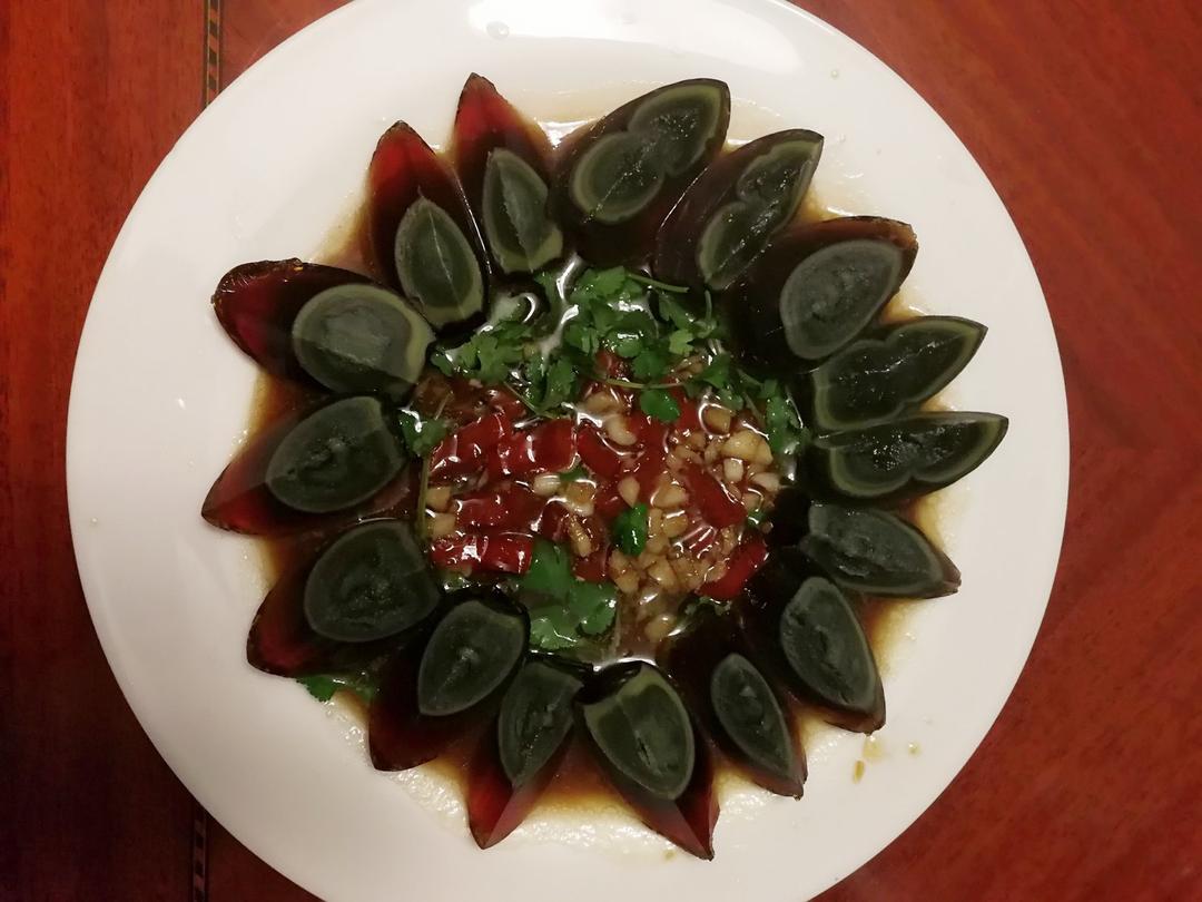 凉拌皮蛋