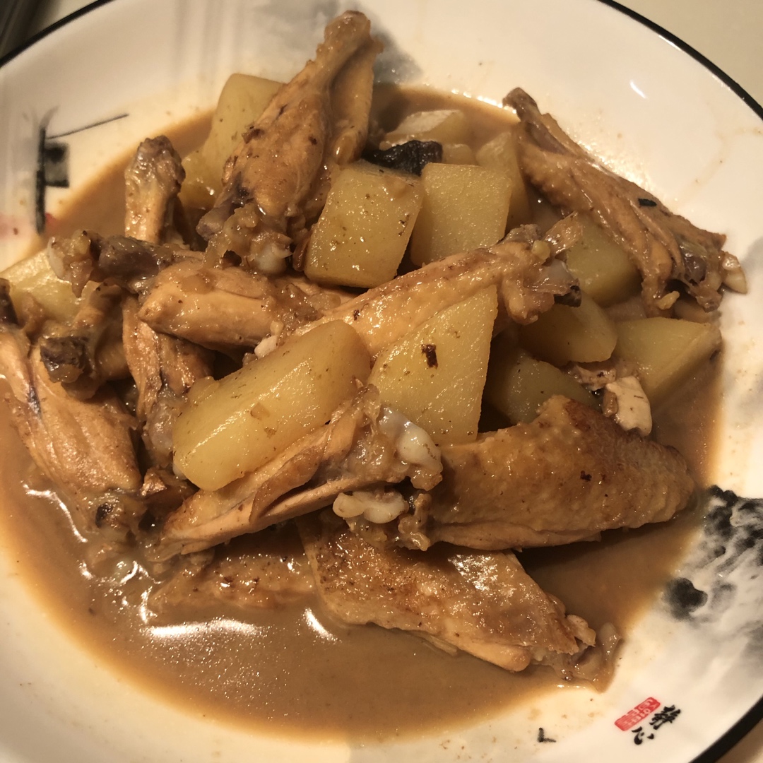浓香土豆焖鸡翅