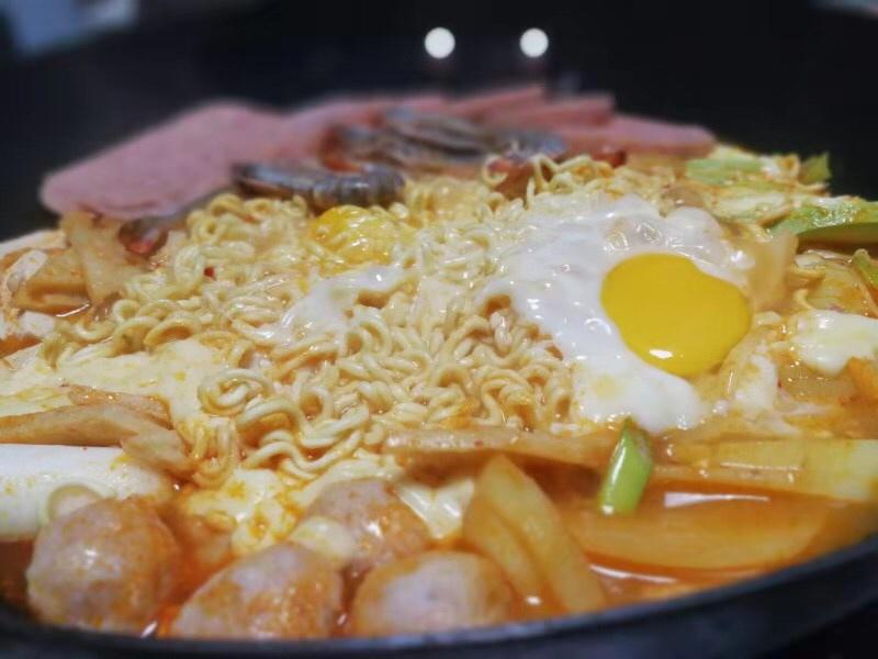 部队火锅的做法