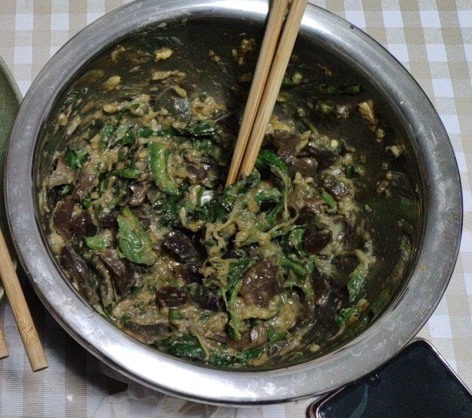 其貌不扬但人人称奇的湖南家常菜【辣椒擂皮蛋】