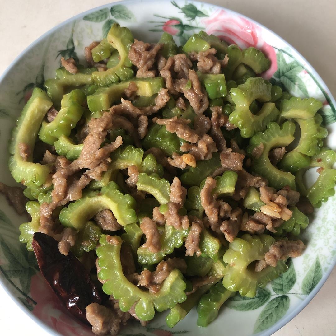 耗油苦瓜炒牛肉