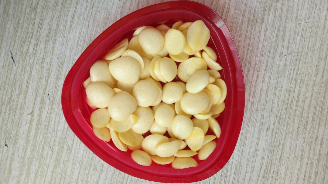 入口即化的蛋黄小饼干