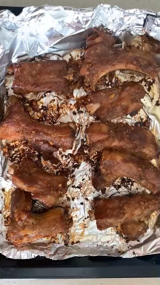 香到骨头里的蒜香排骨（烤箱）