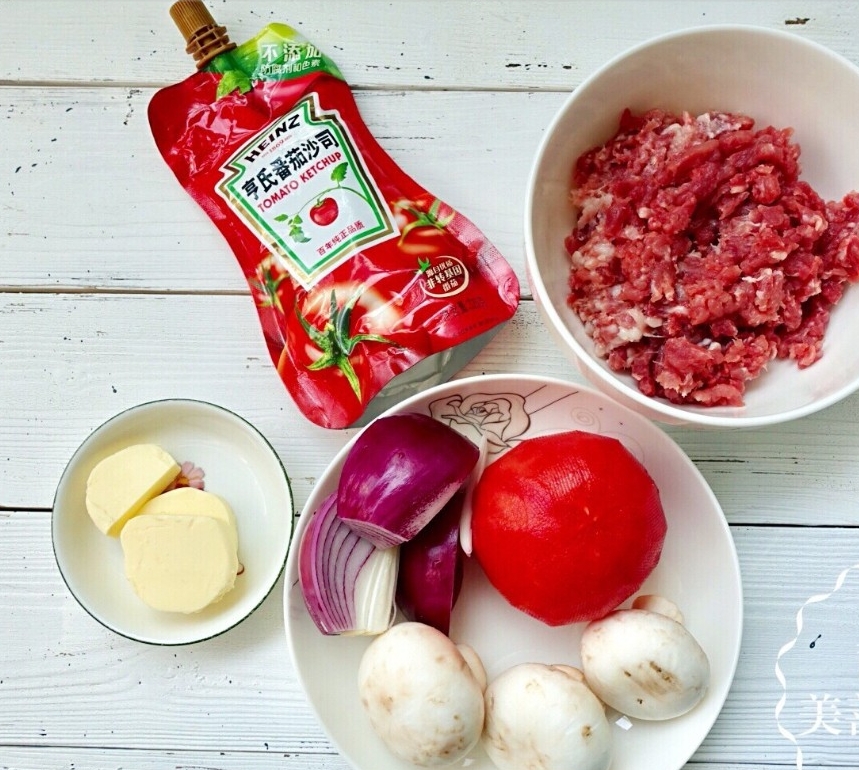【美善品】意大利面🍝 肉酱的做法 步骤1