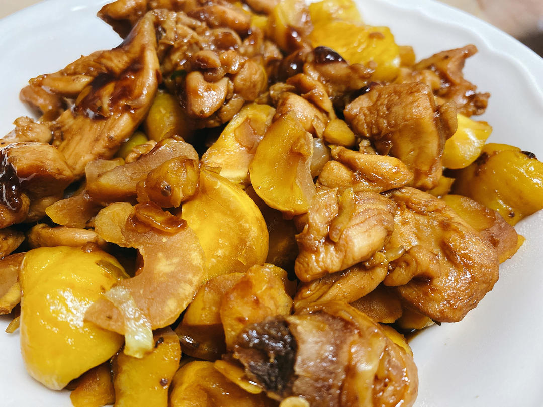 板栗烧鸡家常简单版！